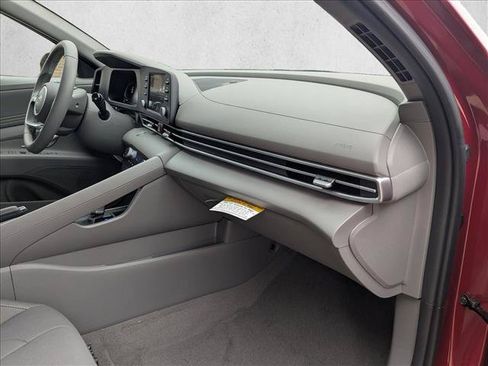 Used 2026 Hyundai Elantra Sport FWD image 21