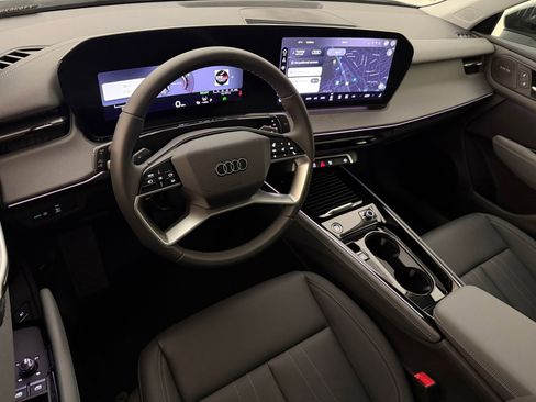 New 2026 Audi Q3 quattro 2.0T image 4