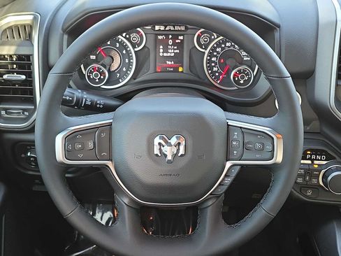 Used 2026 RAM 1500 Big Horn AWD/4WD image 19