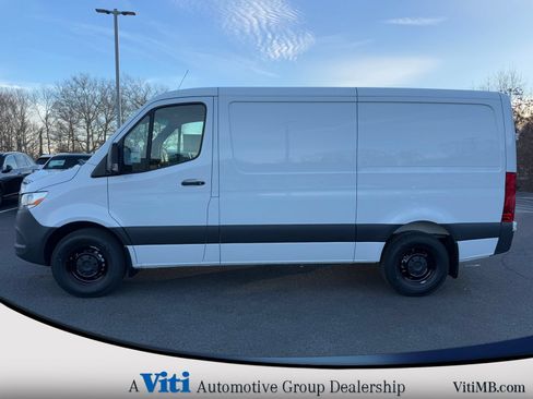 Used 2026 Mercedes-Benz Sprinter 2500 image 5
