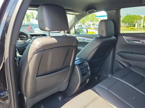 Certified 2025 Cadillac XT5 Luxury FWD image 30