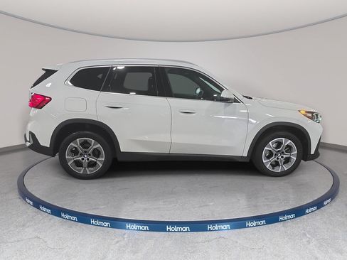 Certified 2023 BMW X1 xDrive28i AWD/4WD image 4