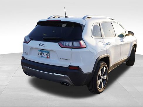 Used 2020 Jeep Cherokee Limited image 3