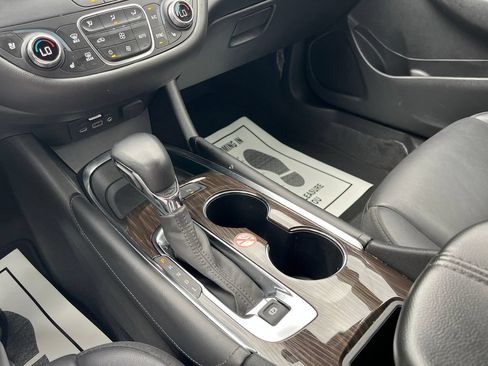 Used 2024 Chevrolet Malibu LT FWD image 19