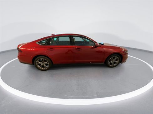 Used 2024 Honda Accord EX image 8