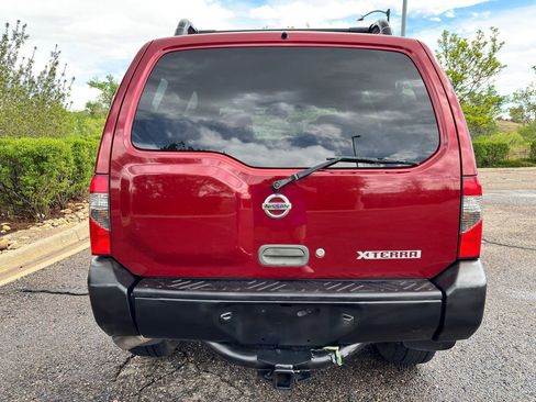 Used 2004 Nissan Xterra XE AWD/4WD image 10