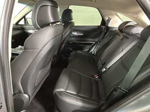Used 2025 Genesis GV70 2.5T AWD/4WD image 27