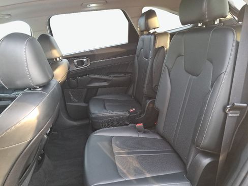 Used 2021 Kia Sorento SX AWD/4WD image 16