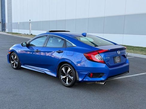 Used 2016 Honda Civic Touring image 7