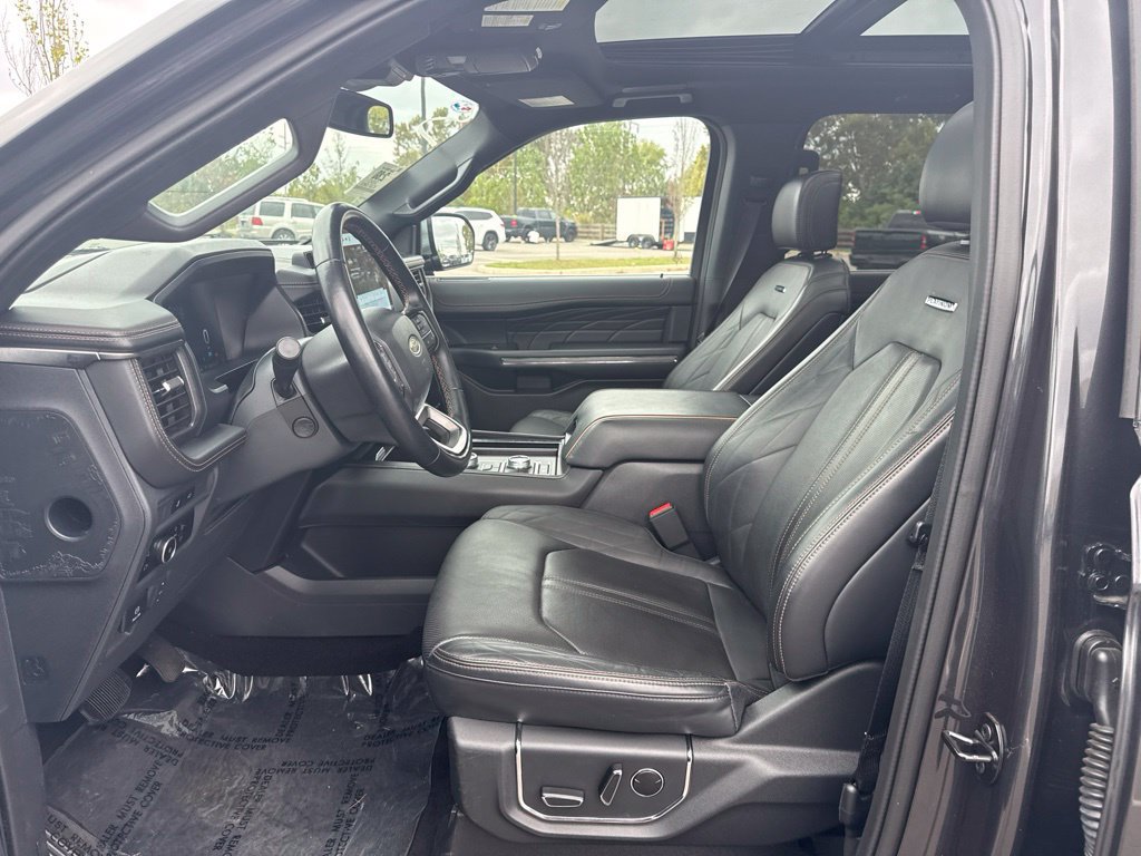 Used 2023 Ford Expedition Max Platinum AWD/4WD image 29