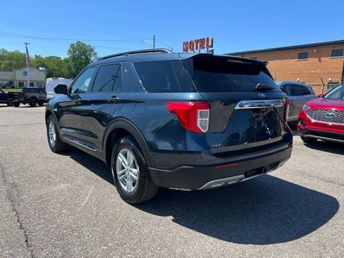 Certified 2024 Ford Explorer XLT w/ Equipment Group 202A AWD/4WD image 6