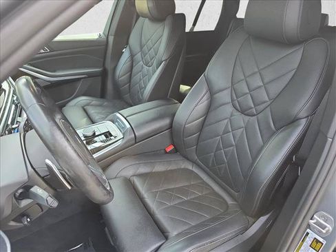 Used 2024 BMW X5 xDrive40i w/ M Sport Package AWD/4WD image 15