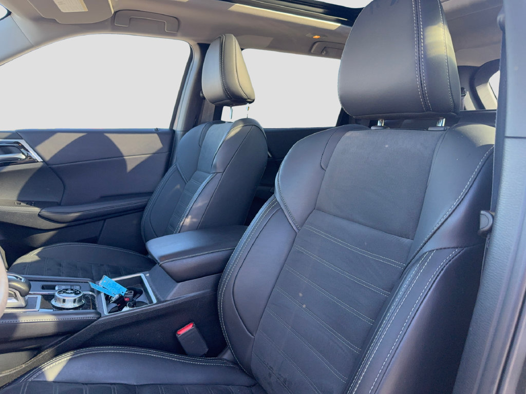 Used 2024 Mitsubishi Outlander SE AWD/4WD image 7