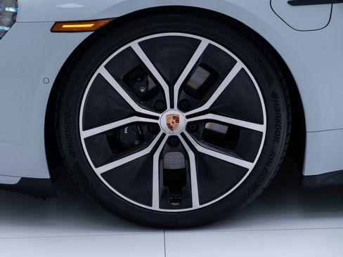 New 2026 Porsche Taycan RWD image 12
