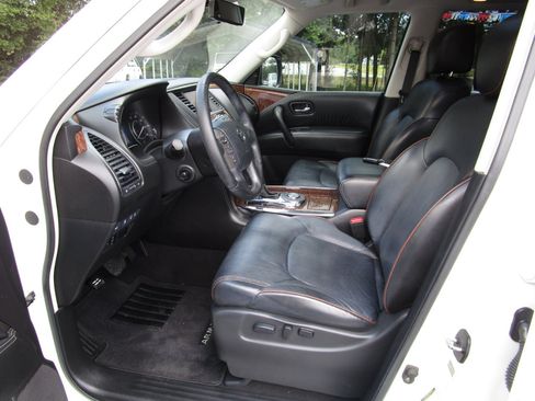 Used 2019 Nissan Armada Platinum w/ Captain's Chairs Package image 20