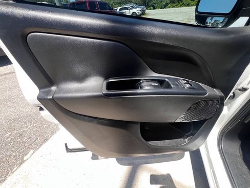 Used 2018 RAM ProMaster City Tradesman FWD image 16