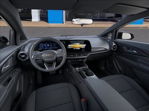 New 2026 Chevrolet Equinox EV LT w/ Midnight Package FWD image 15