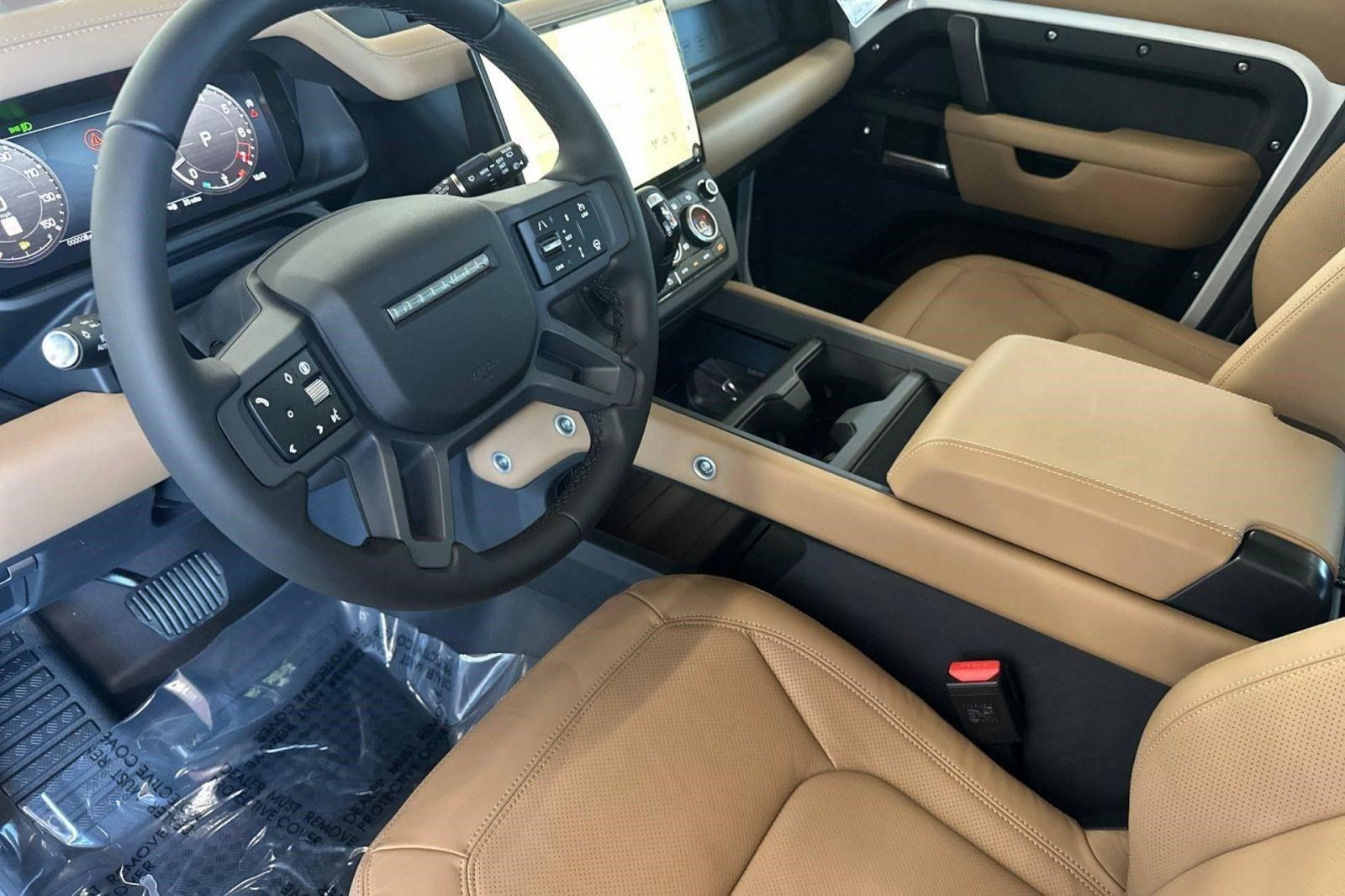 New 2026 Land Rover Defender 110 X-Dynamic SE AWD/4WD image 4