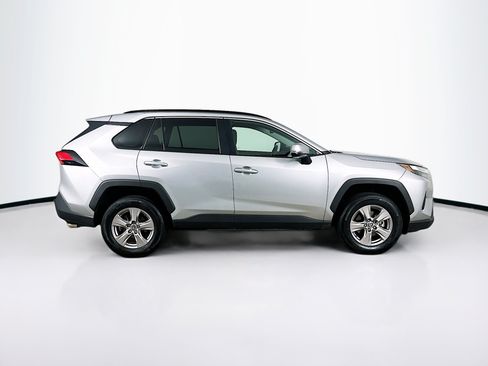 Used 2025 Toyota RAV4 XLE FWD image 10