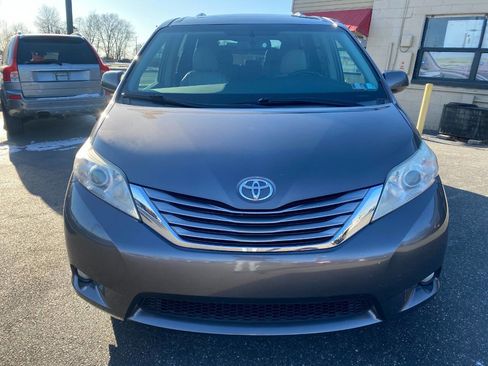 Used 2016 Toyota Sienna image 8