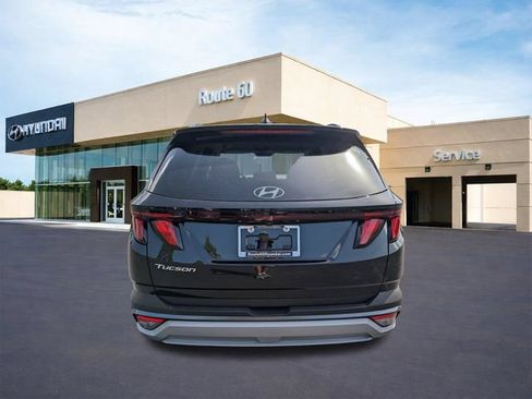 Certified 2025 Hyundai Tucson SEL FWD image 5