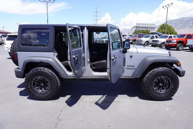 Used 2015 Jeep Wrangler Unlimited Sport w/ Quick Order Package 24S AWD/4WD image 23