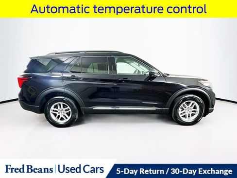 Certified 2025 Ford Explorer Active image 10