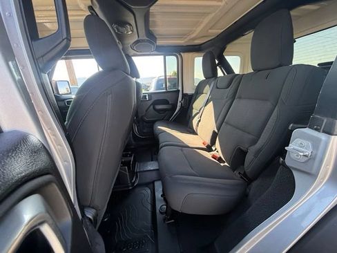 Used 2021 Jeep Wrangler Unlimited Sport AWD/4WD image 11