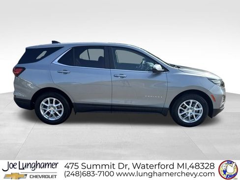 Used 2024 Chevrolet Equinox LT FWD image 2