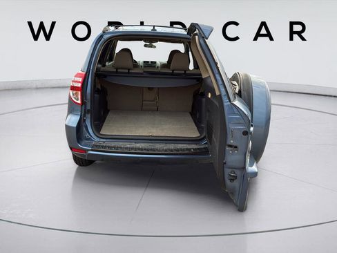 Used 2012 Toyota RAV4 4WD w/ Upgrade Value Pkg image 31