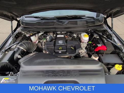 Used 2024 RAM 2500 Laramie image 31