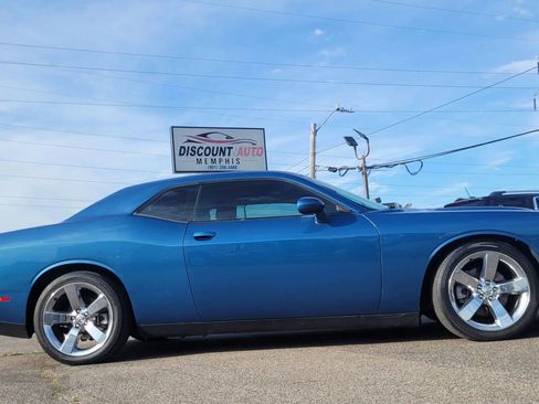 Used 2022 Dodge Challenger GT RWD image 2