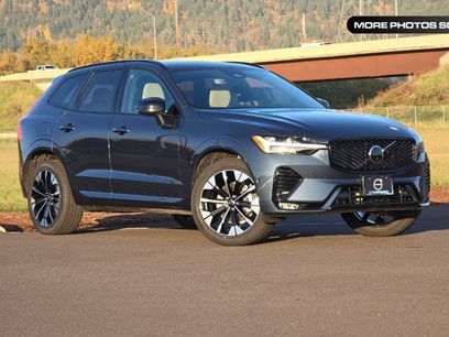 Used 2026 Volvo XC60 B5 Plus w/ Protection Package Premier