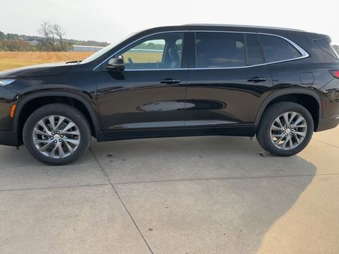 New 2026 Buick Enclave Preferred image 4