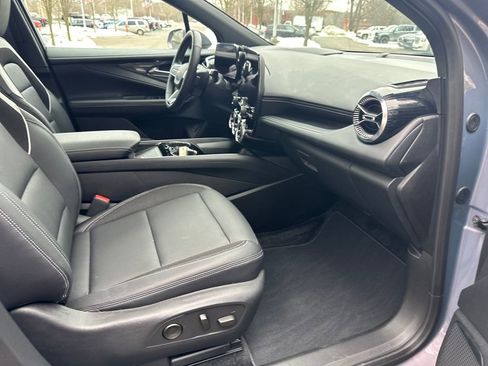 Certified 2024 Chevrolet Blazer EV LT image 29