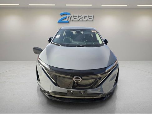 Used 2024 Nissan Ariya AWD image 7