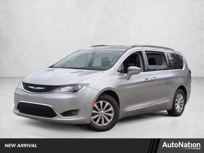 Used 2017 Chrysler Pacifica Touring-L