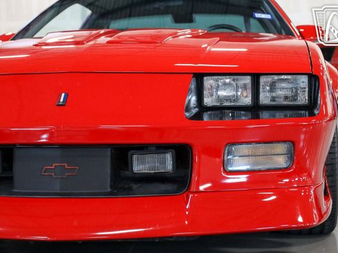 Used 1991 Chevrolet Camaro Z28 RWD image 14