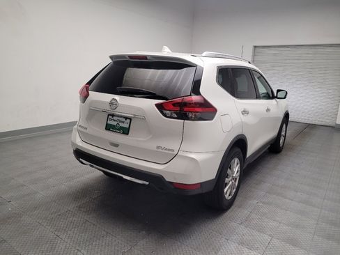 Used 2020 Nissan Rogue SV AWD/4WD image 9