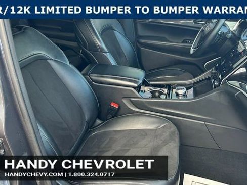 Used 2022 Jeep Grand Cherokee L Laredo image 46