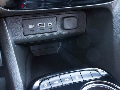 Used 2023 Buick Encore GX Preferred w/ Cold Weather Comfort Package AWD/4WD image 21