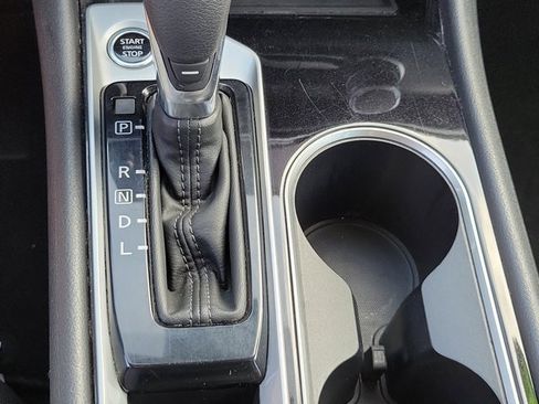 Used 2024 Nissan Altima 2.5 SV image 29