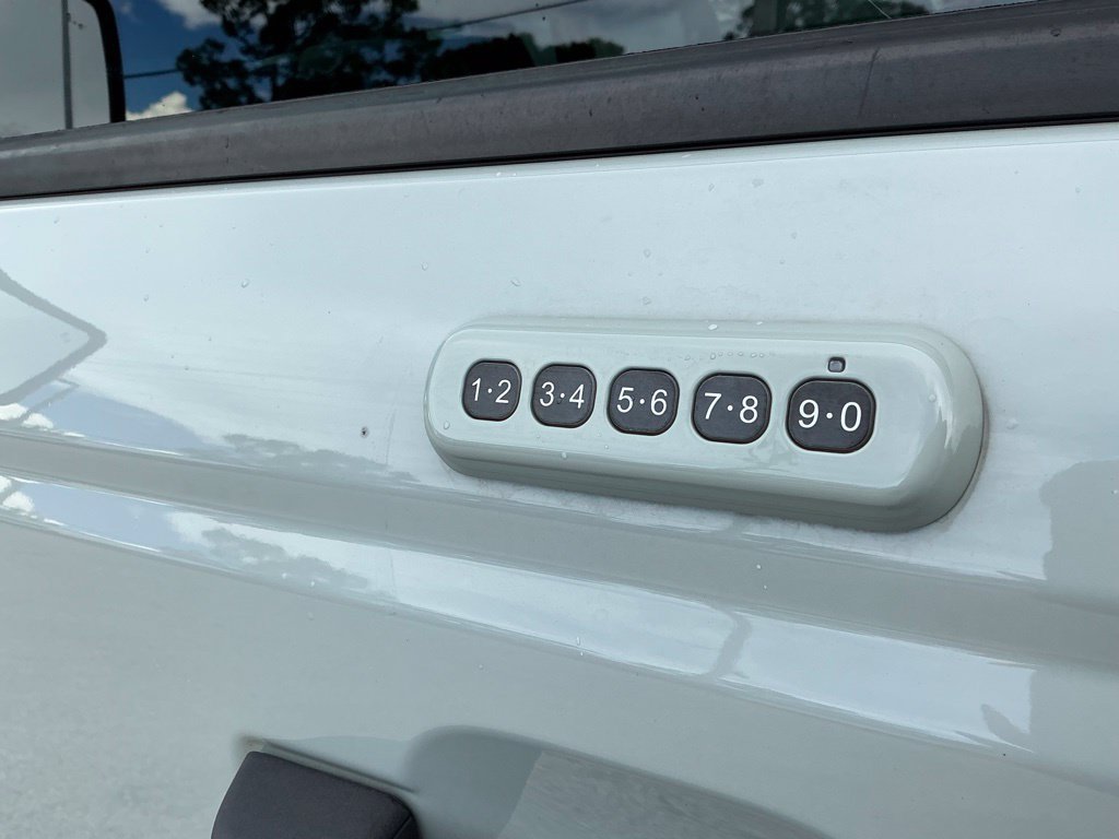 Certified 2022 Ford Bronco Badlands AWD/4WD image 28
