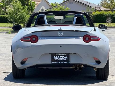 New 2026 MAZDA MX-5 Miata Club RWD image 5