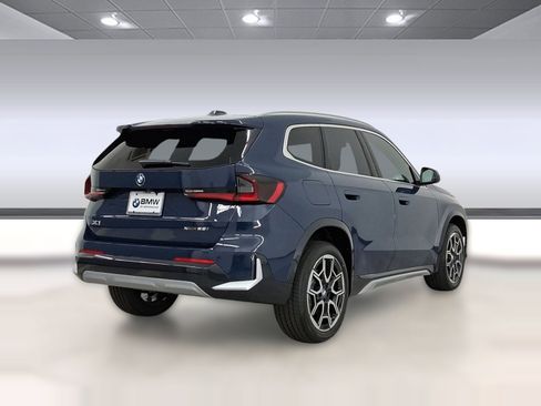 New 2026 BMW X1 xDrive28i AWD/4WD image 9