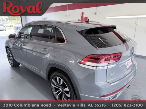 Used 2020 Volkswagen Atlas Cross Sport SEL Premium R-Line AWD/4WD image 6