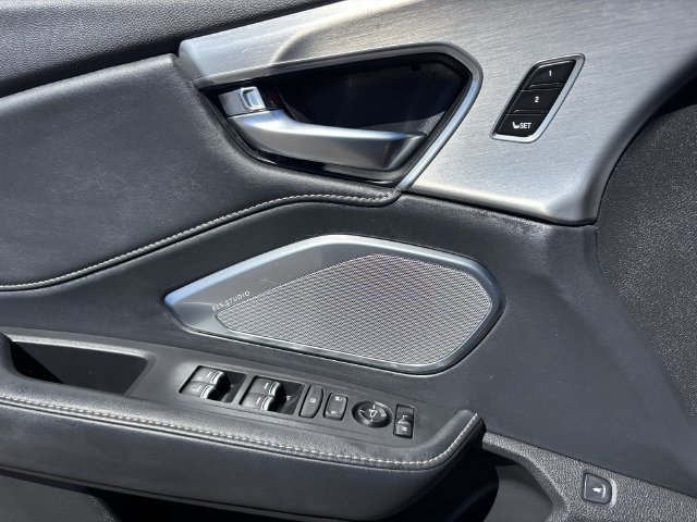 Used 2019 Acura RDX w/ Technology Package AWD/4WD image 21