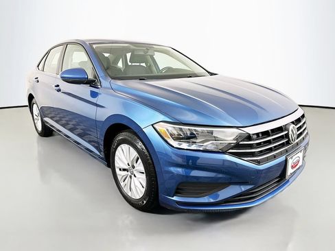 Used 2019 Volkswagen Jetta S FWD image 3
