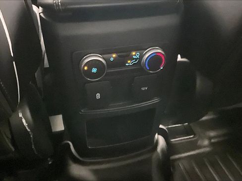 Used 2021 Ford Explorer XLT w/ Equipment Group 202A RWD image 29