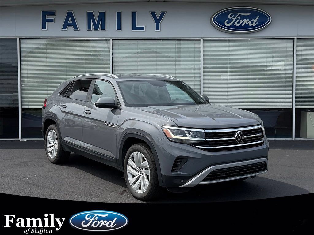 Used 2021 Volkswagen Atlas Cross Sport SE FWD image 1
